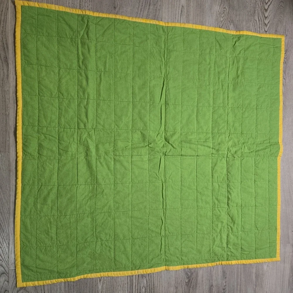 VTG Handmade Baby Crib Quilt GrannyCore Grandma's Garden 70's 42x38